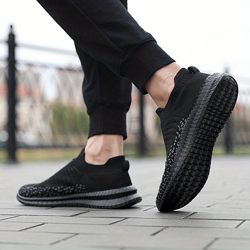 mens slip on breathable lightweight running shoes outdoor casual walking shoes mens sneakers details 8