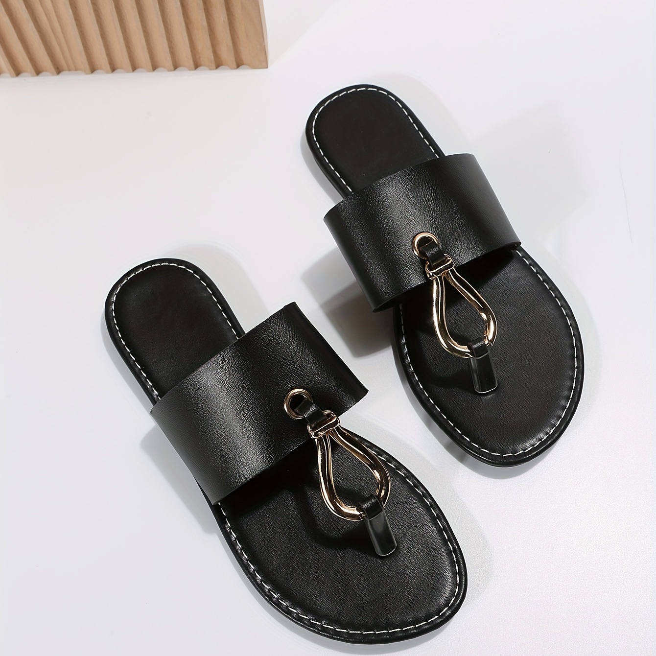 womens flat thong slide sandals trendy slip on faux leather shoes fashion beach slide sandals details 5