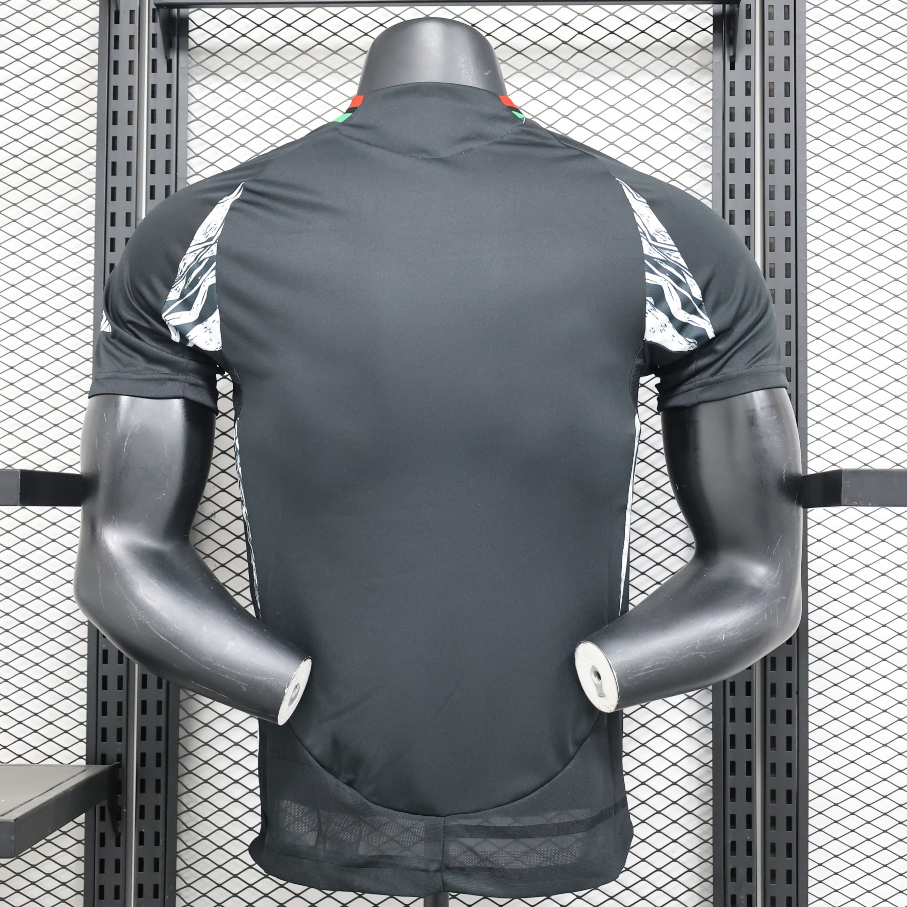  24-25 Arsenal Away Player version 