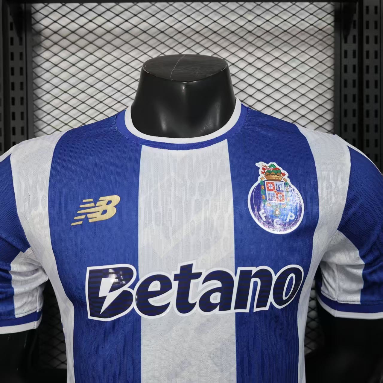 25-26 Porto Home Jersey