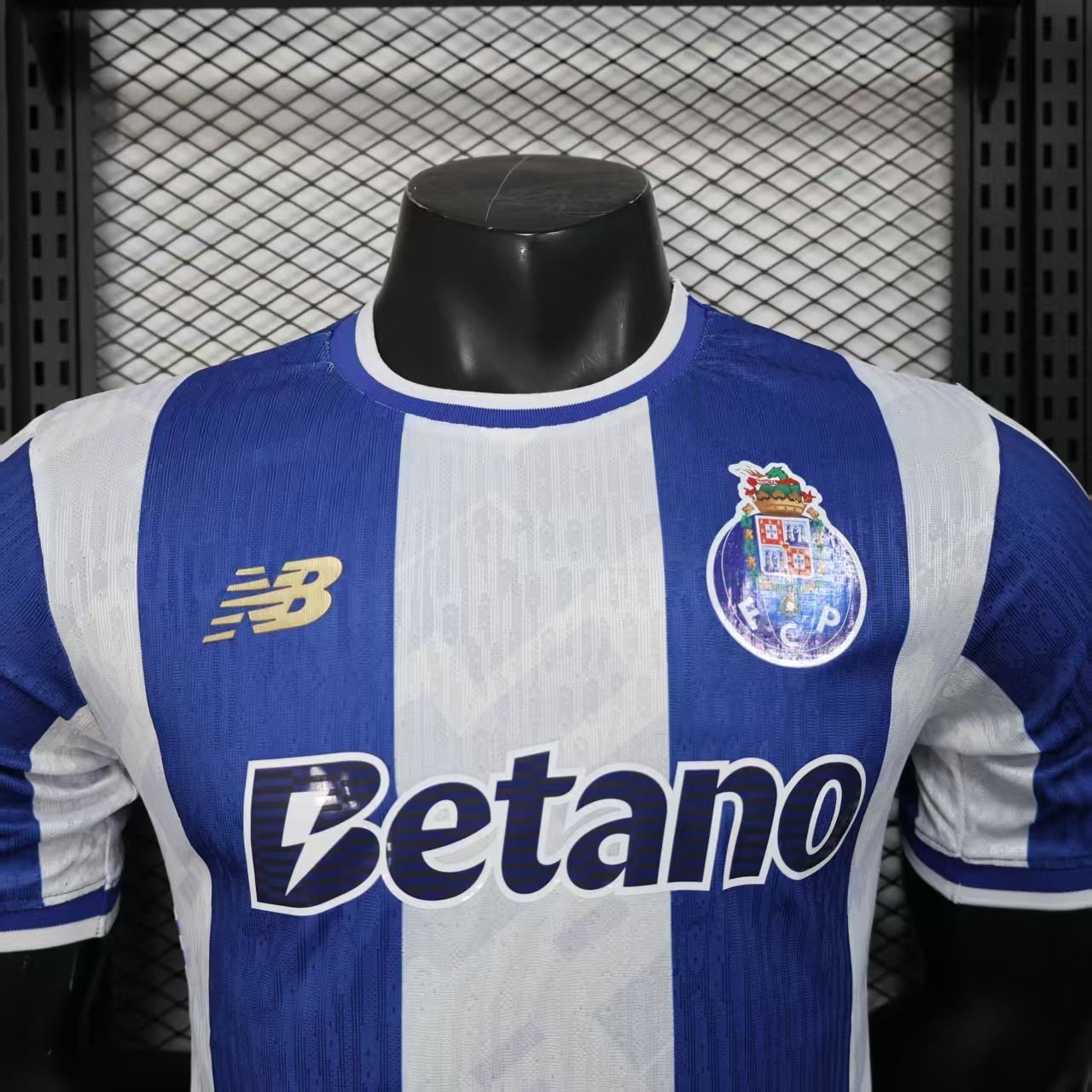 25-26 Porto Home Jersey