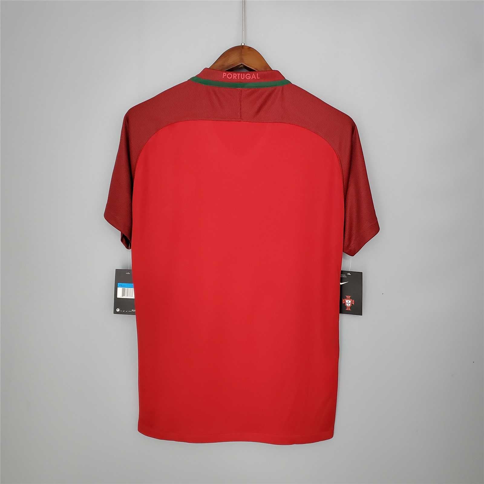 16/17 Portugal Retro Jersey