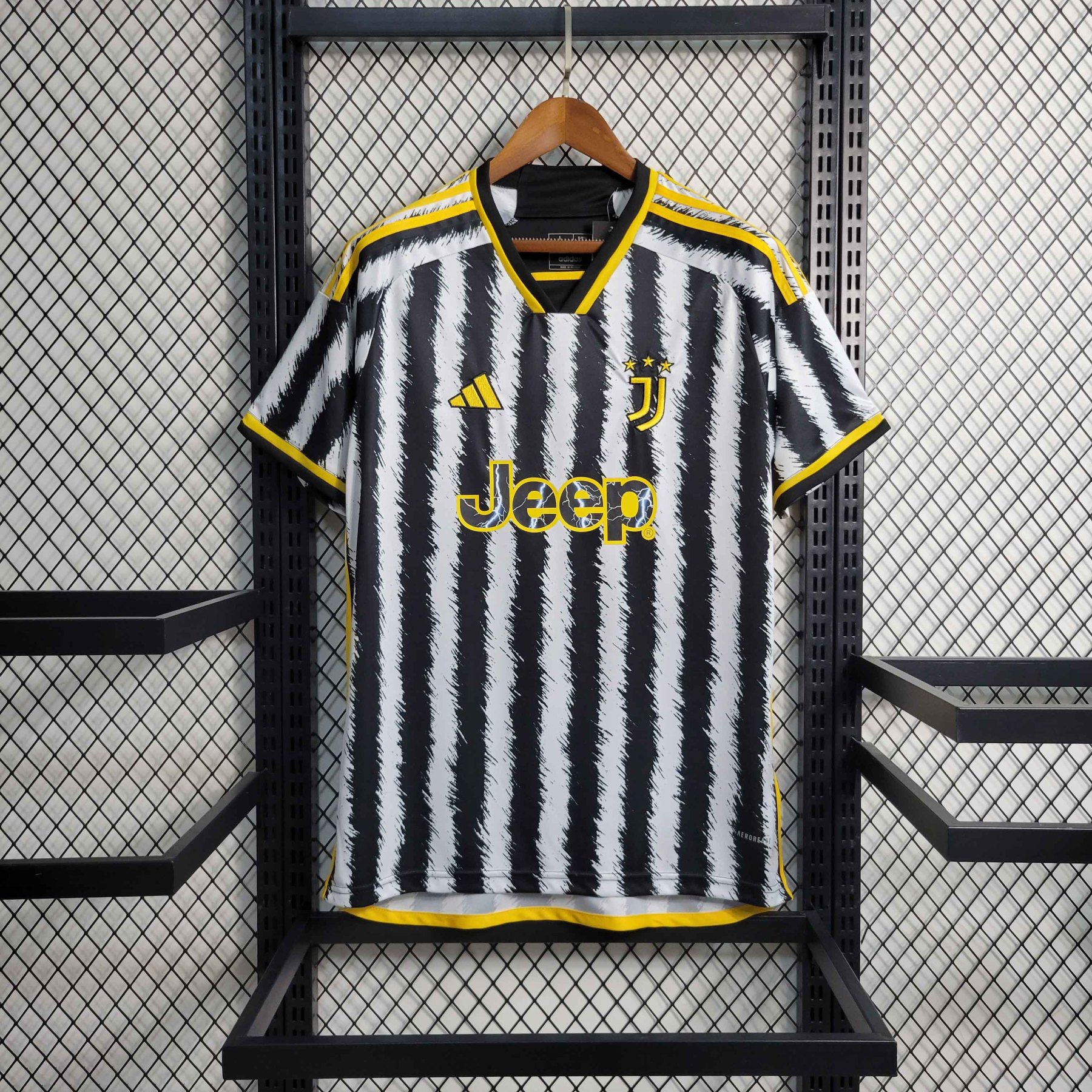 23/24 Juventus Home Soccer Jersey