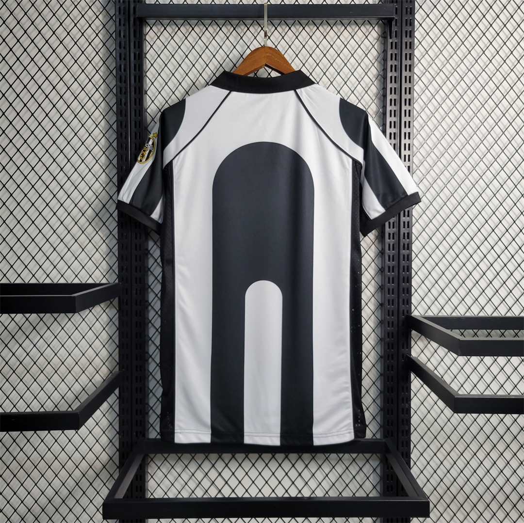 Juventus Home 97/98 Retro Jersey