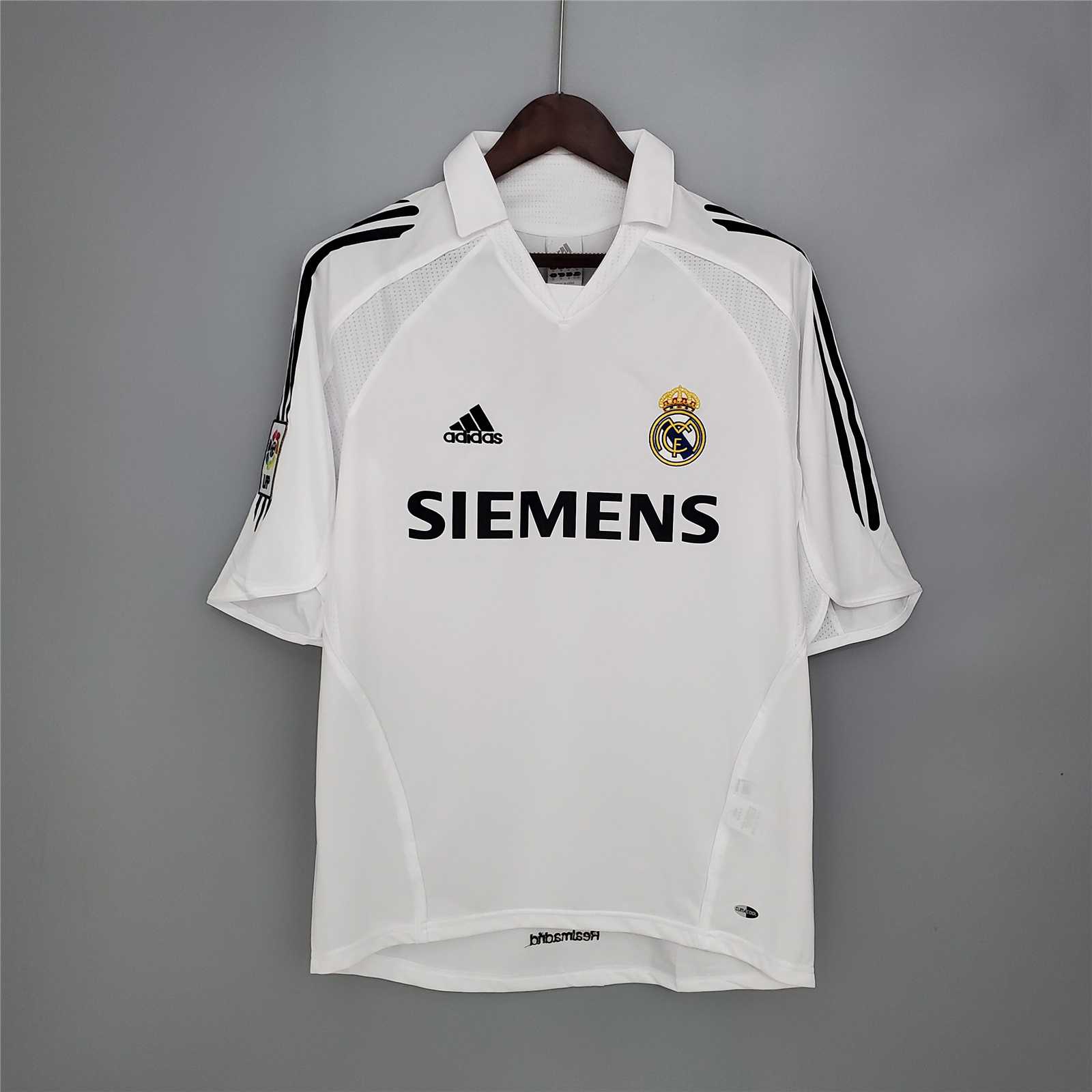 05/06 Real madrid home Retro Jersey