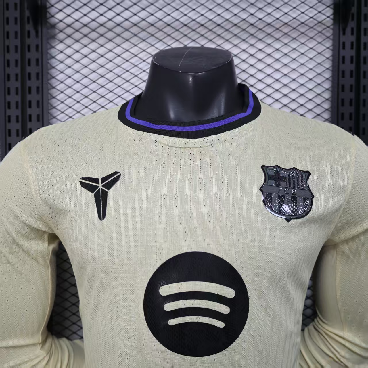 25-26 Barcelona Away Long Sleeve Jersey