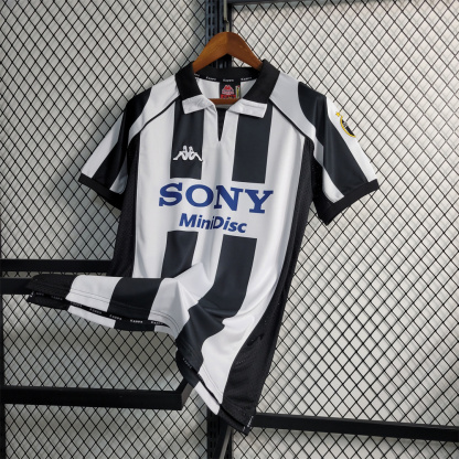 Juventus Home 97/98 Retro Jersey