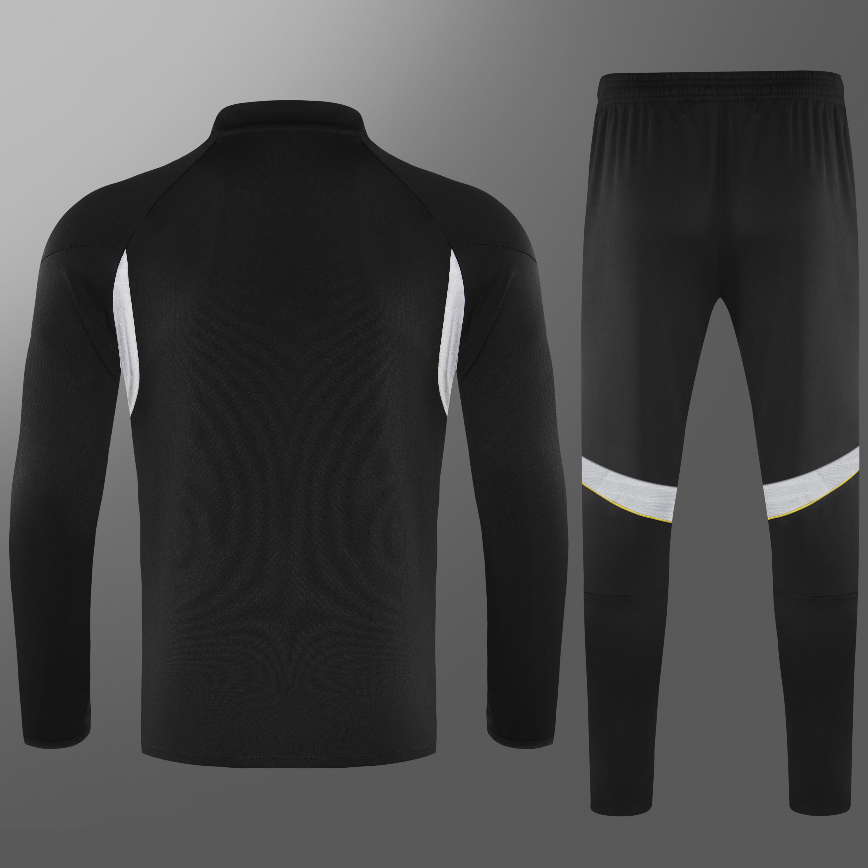 2025-26 Real Madrid Black Training Set