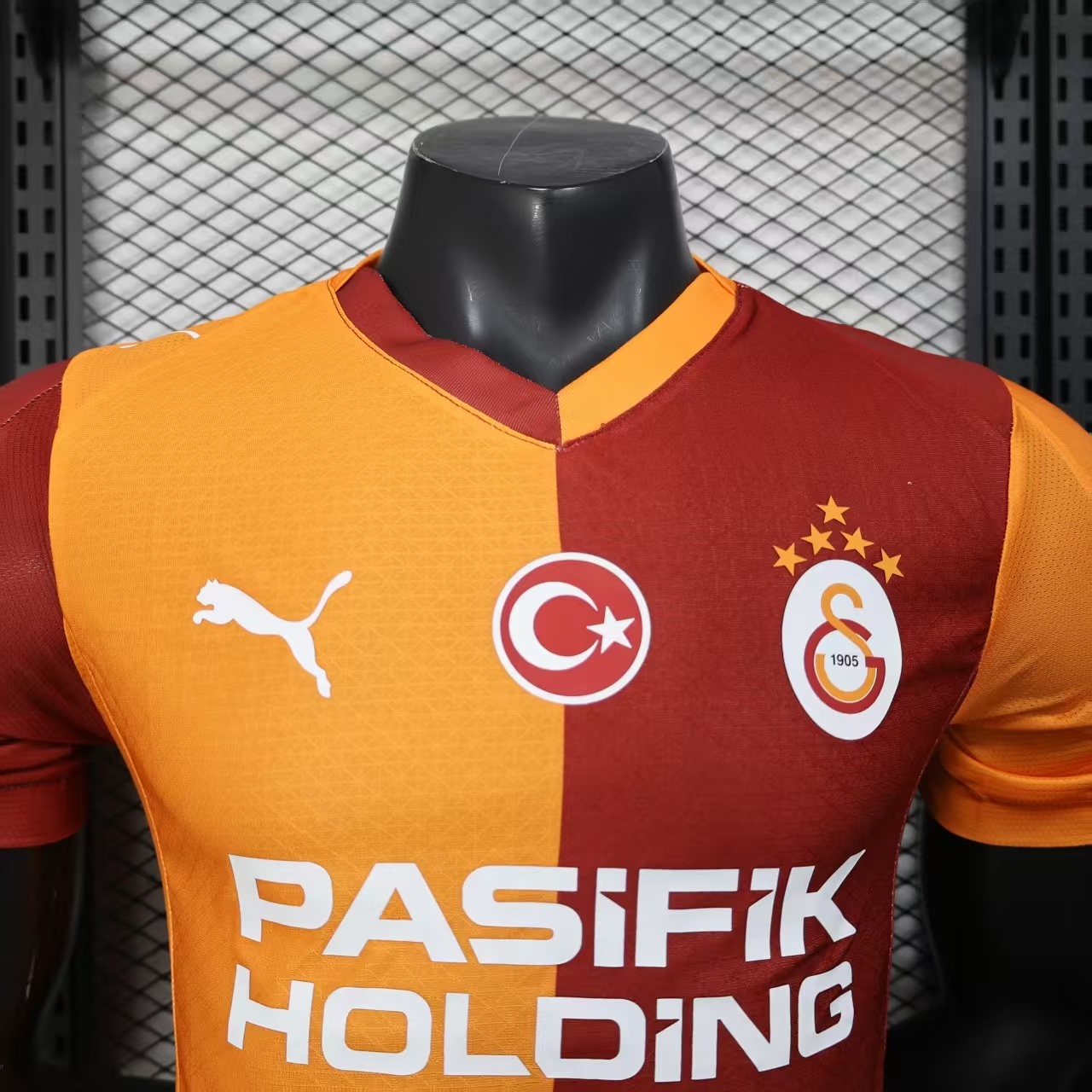 25-26 Galatasaray Home Jersey