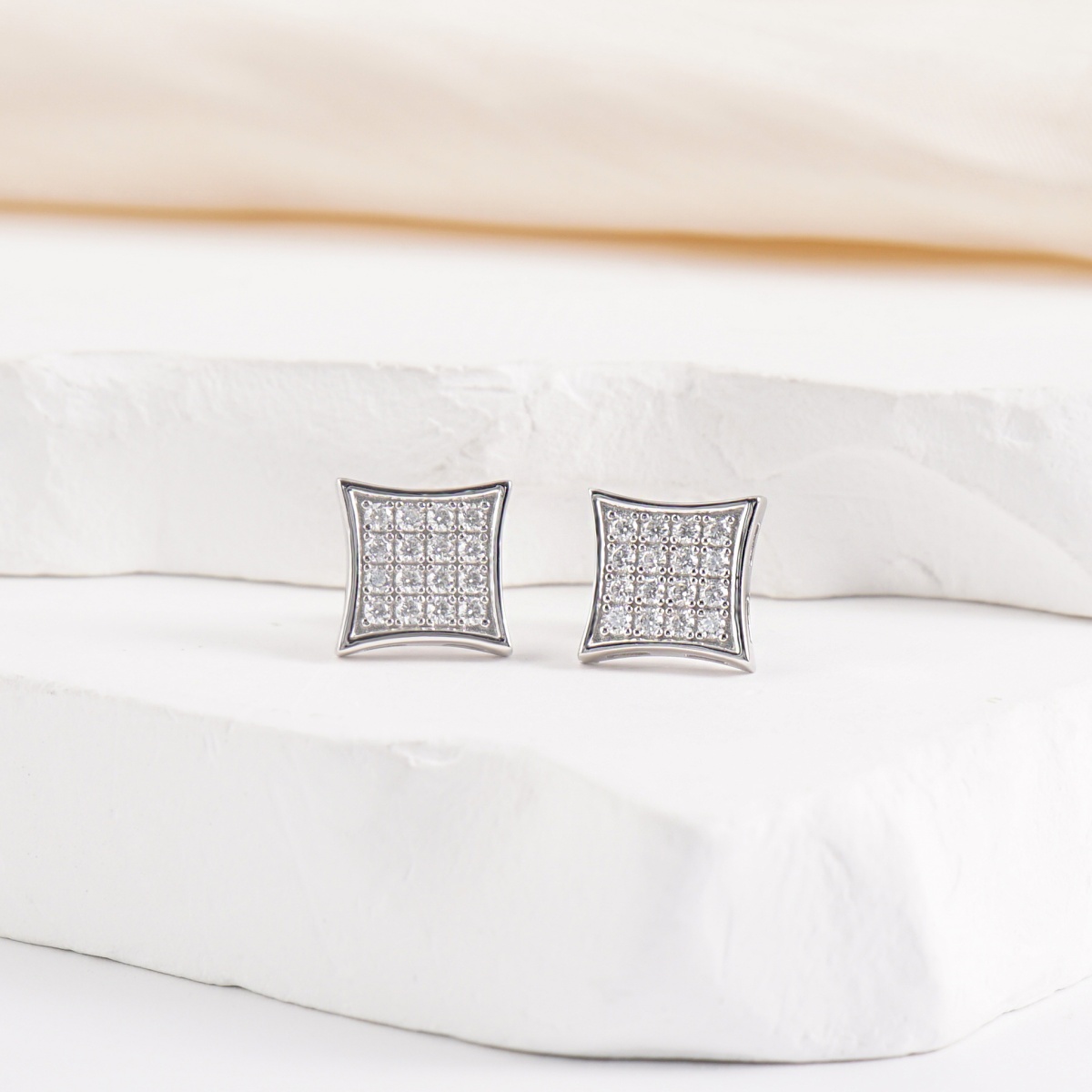 Delzzad Hip Hop Cubic Stud Earrings VVS Synthetic Moissanite S925 Stud Square Earrings Unisex Ear Piercing Jewelry Perfect Birthday Engagement Anniversary Mother’s Day Christmas Gift for Men Women Silver Earrings Golden Earrings Wedding Set