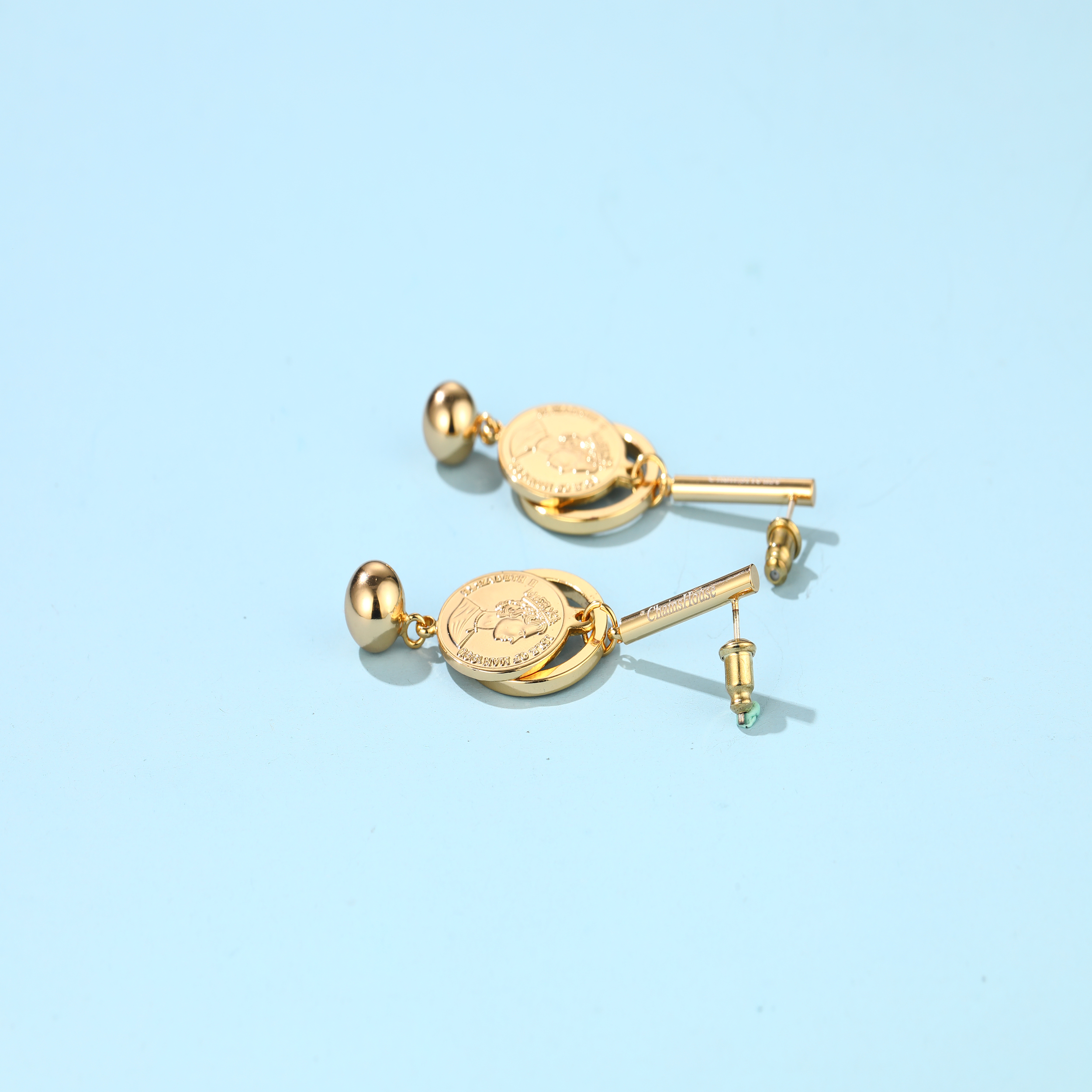 ChainsHouse Gold Earrings Elizabeth Portrait Hoop Dangle Drop Disc Minimalist Women Jewelry Gift for Her