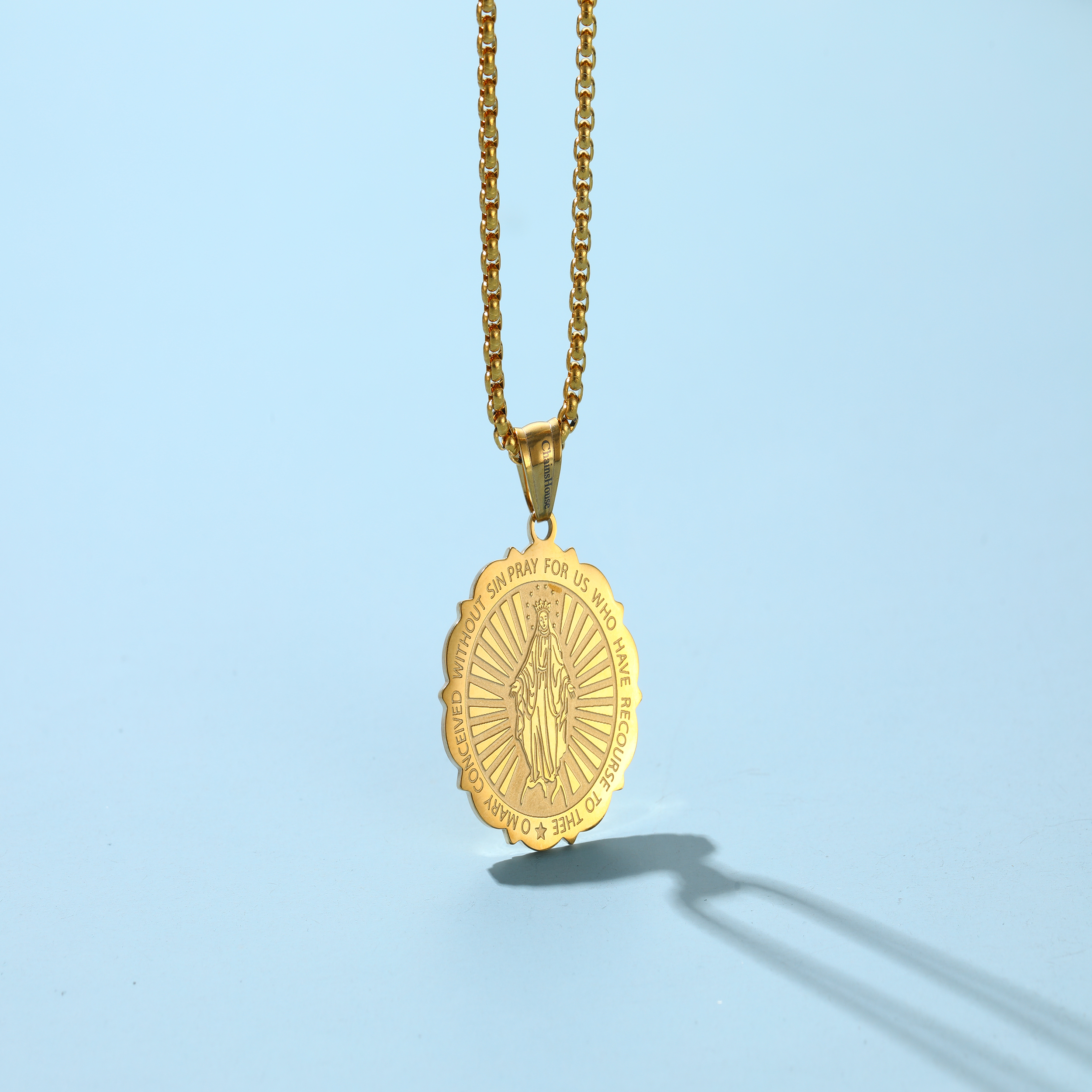 ChainsHouse Virgin Mary Gold Necklace for Men/Women Miraculous Medal Necklace Mary Mother of God Pendant Mother Mary Necklace for Women Christian Jewelry Medallion Holy Mary Charm