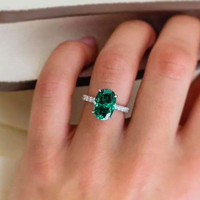 3.5Ct Classic Oval Cut Emerald Green  Engagement Ring-Sterling Silver-lornajewelry