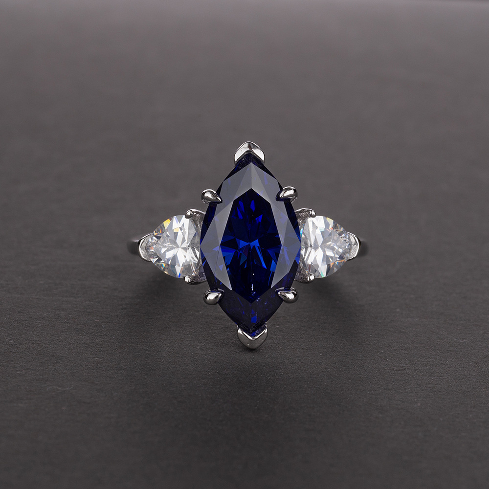 2.5Ct Oval Cut Blue Gemstone Halo Design Ring-lornajewelry