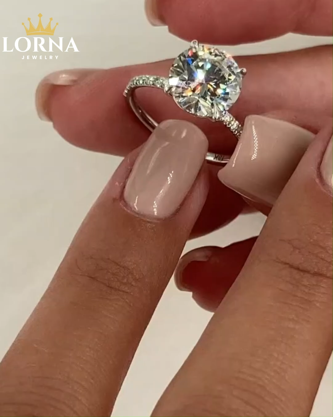 2Ct Classic Round Cut Engagement Ring for Her 4 prong In Sterling Silver