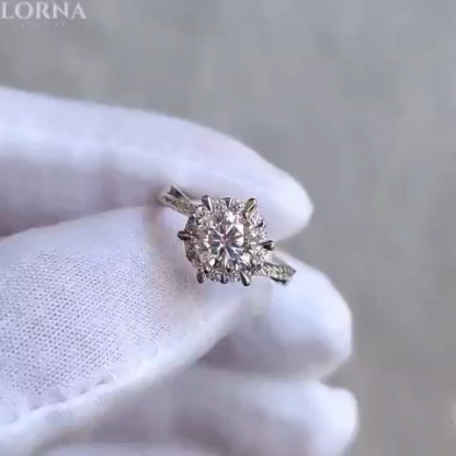 1Ct/2Ct Moissanite Twisted Star Design Engagement Ring