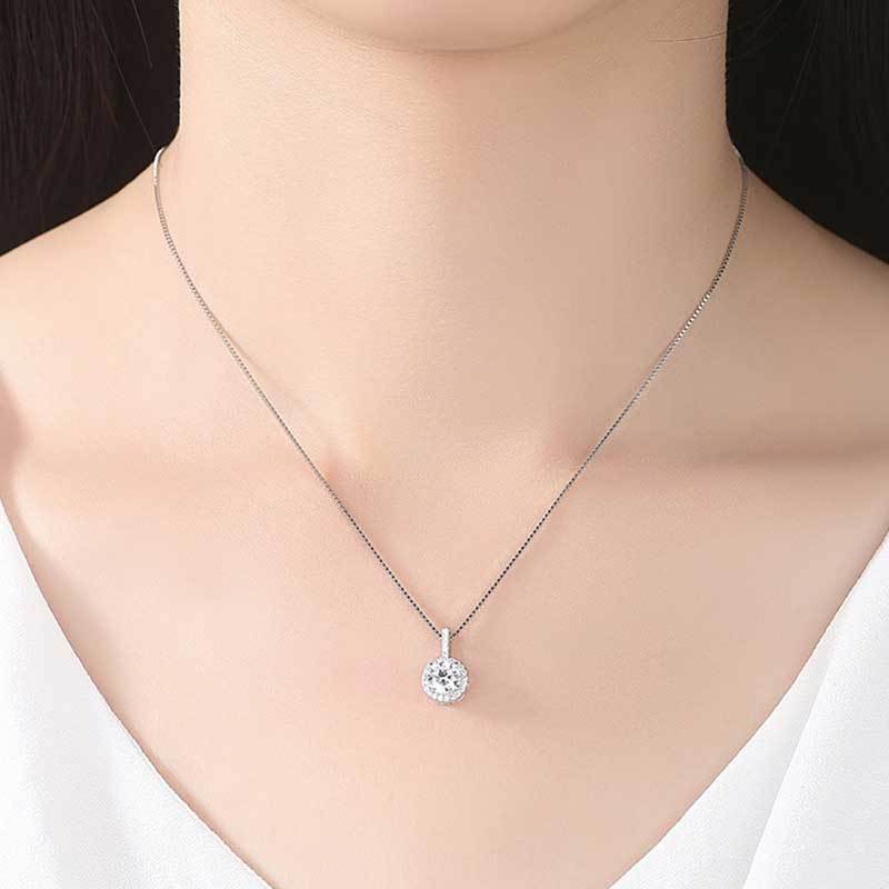 Sterling Silver Classic Round Cut Women's Pendant Necklace-Sterling Silver-lornajewelry