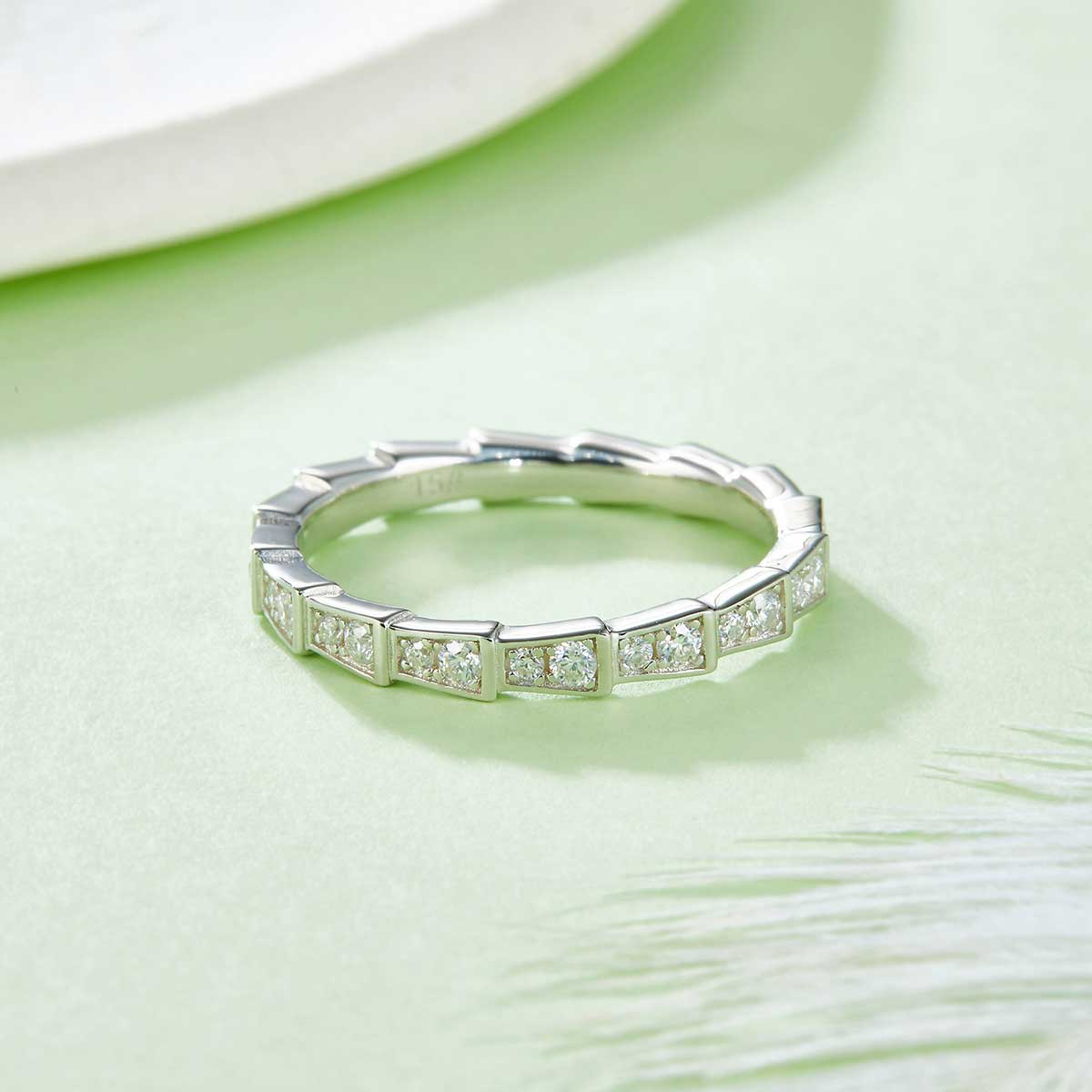 0.5Ct Moissanite Round Cut Pavé Mechanical Snake Women's Wedding Band In Sterling Silver-Sterling Silver-lornajewelry
