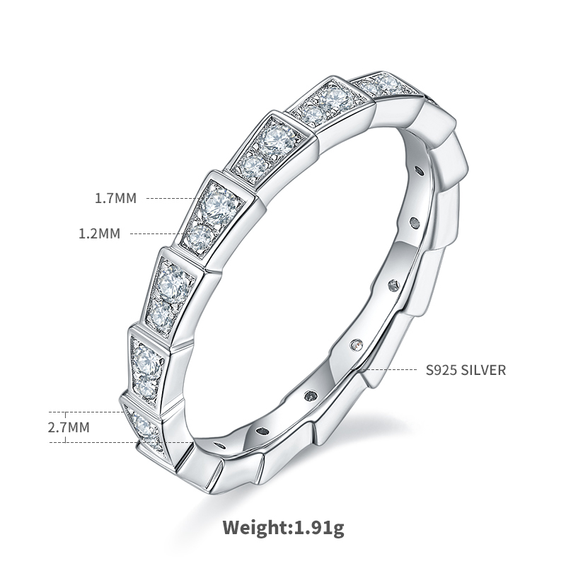 0.5Ct Moissanite Round Cut Pavé Mechanical Snake Women's Wedding Band In Sterling Silver
