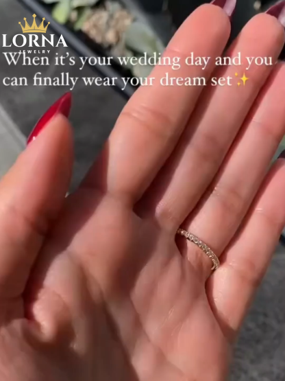 Unique Oval Cut Wedding Ring Set