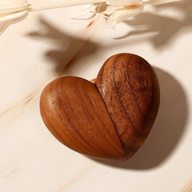 Lornajewelry Vintage Wooden Heart Shape Magnet Ring Box