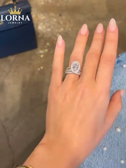 Exclusive Halo Oval Cut 3PC Wedding Set