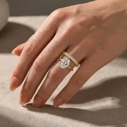 4.0 Ct Oval Cut Solitaire Engagement Ring with Eternity Oval Cut Ring