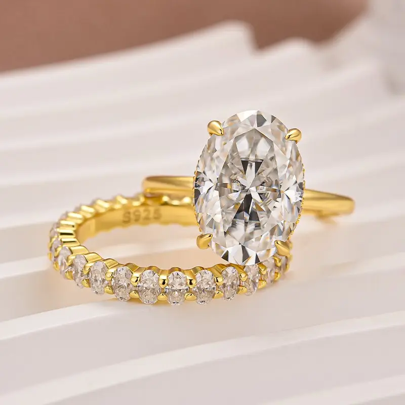 4.0 Ct Oval Cut Solitaire Engagement Ring with Eternity Oval Cut Ring