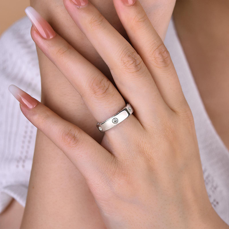 Luxurious Unisex Wedding Band In Sterling Silver-Sterling Silver-lornajewelry