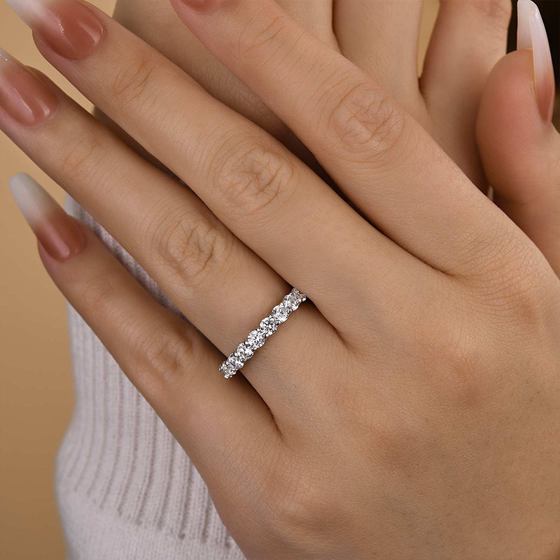 Classic Round Cut Women's Wedding Band In Sterling Silver-Sterling Silver-lornajewelry