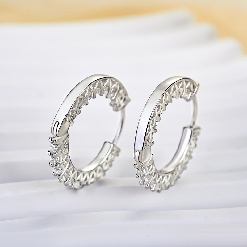 Women's Classic Round Cut Hoop Earrings In Sterling Silver-Sterling Silver-lornajewelry