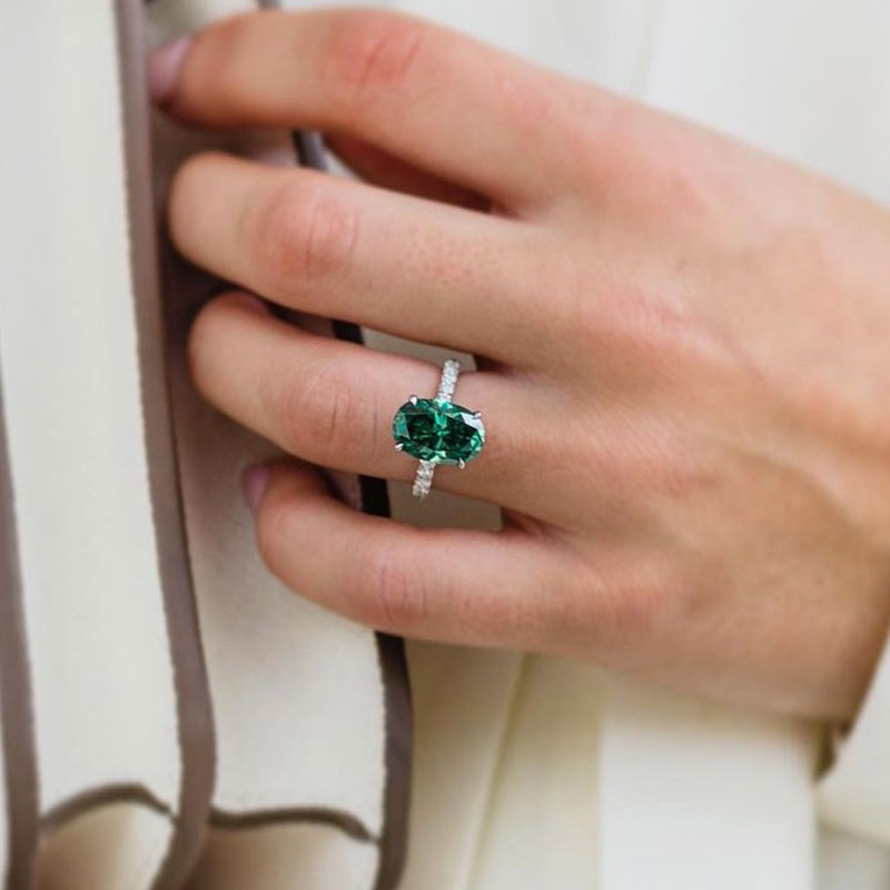 3.5Ct Classic Oval Cut Emerald Green  Engagement Ring-Sterling Silver-lornajewelry