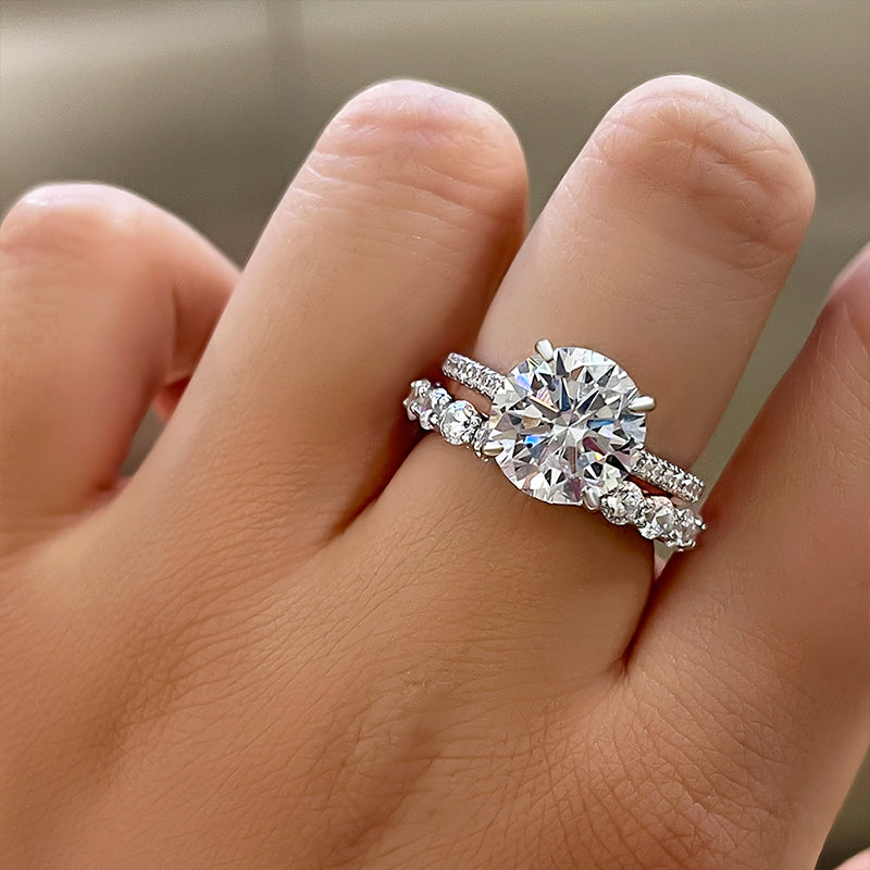 Luxurious Round Cut Wedding Ring Set For Women In Sterling Silver-Sterling Silver-lornajewelry