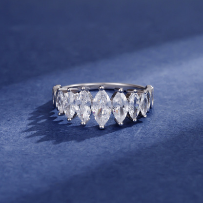 Fashion Popular Design Marquise Cut Wedding Band 