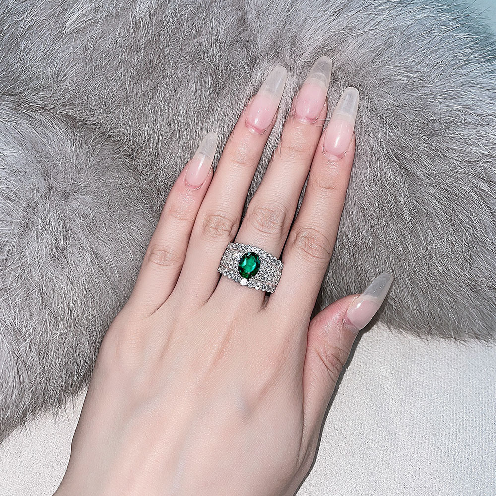 2Ct Luxury Oval Cut Green Wide-Band Design Engagement Ring