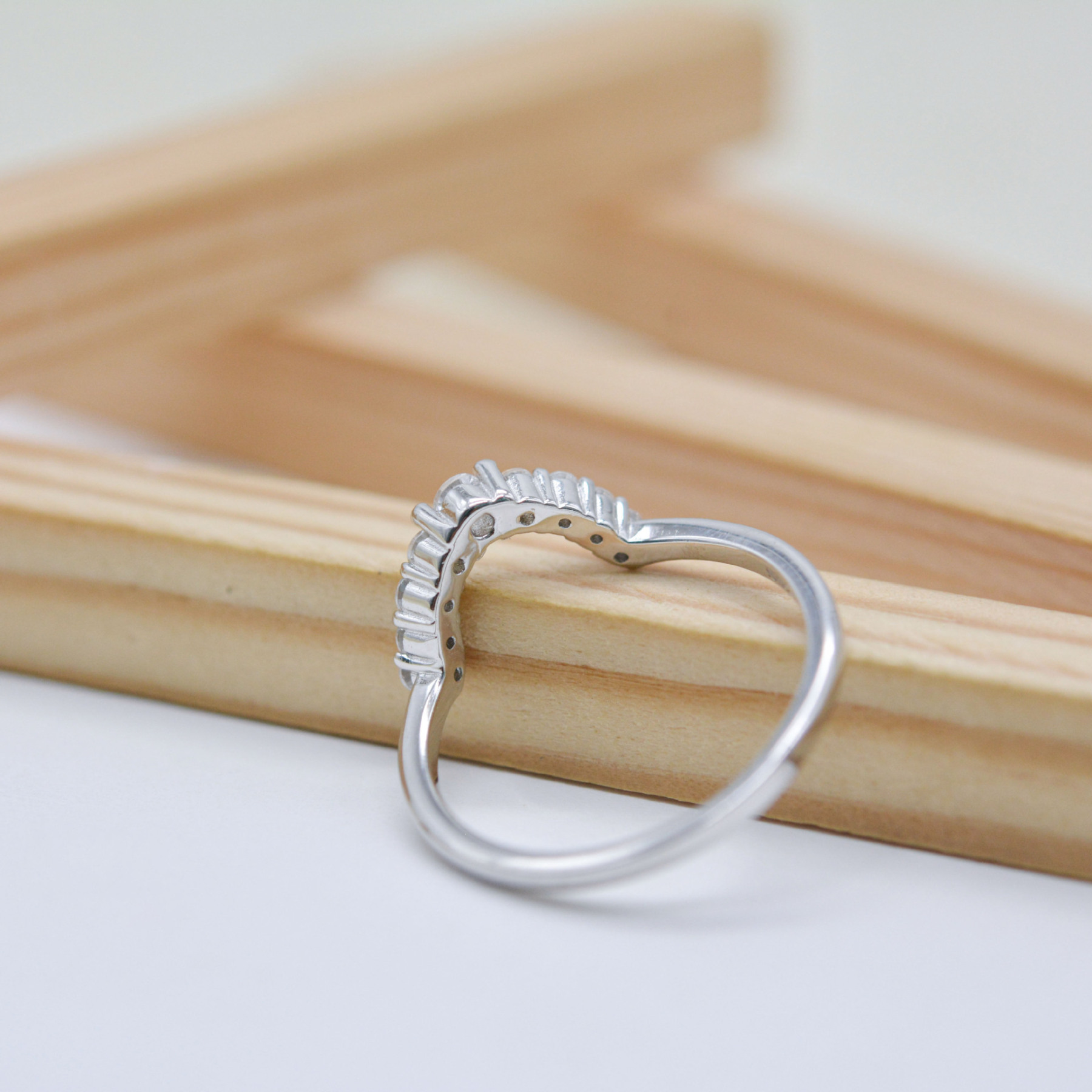 Niche Simple Light Luxury Trend Fashion Exquisite Wedding Band