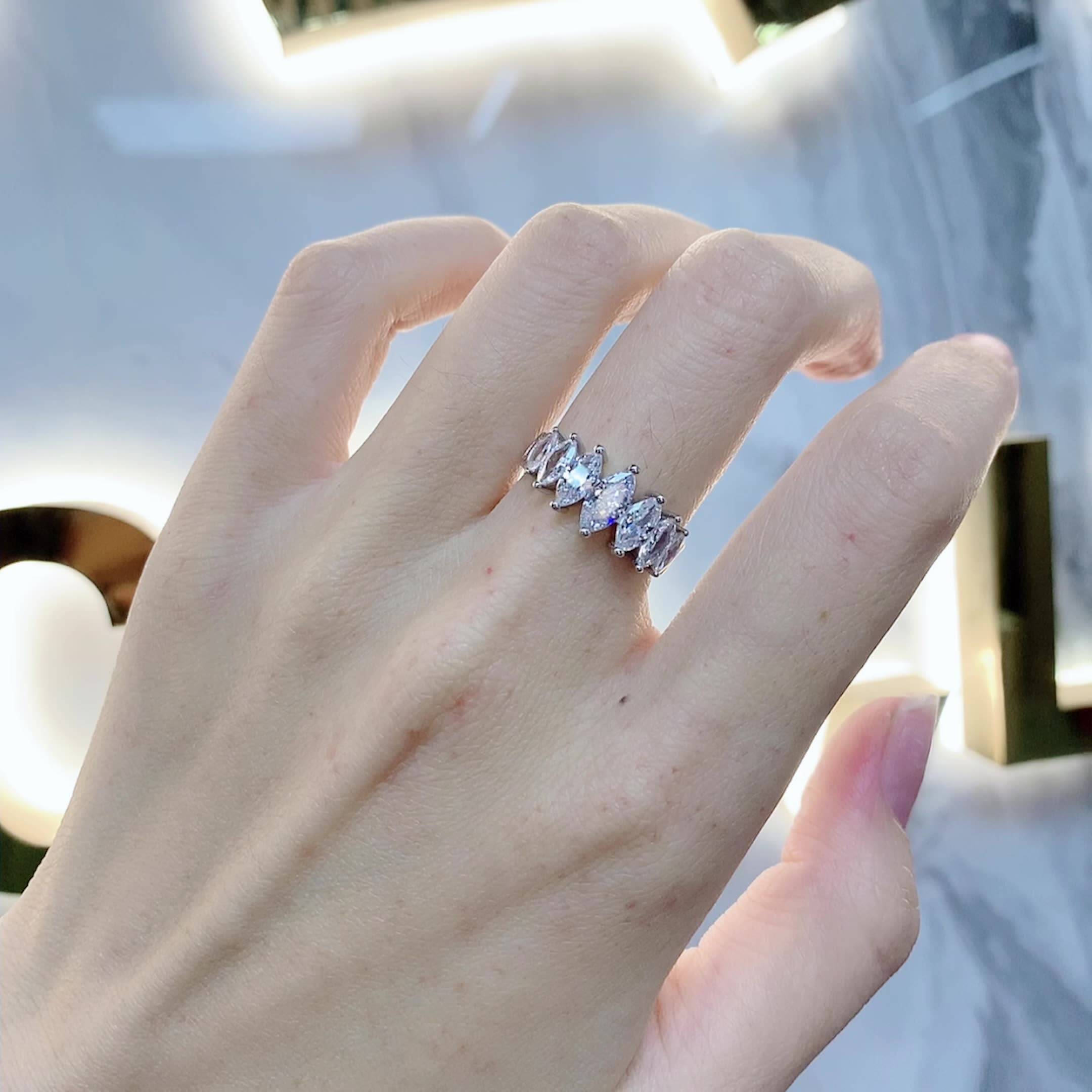 Fashion Popular Design Marquise Cut Wedding Band 