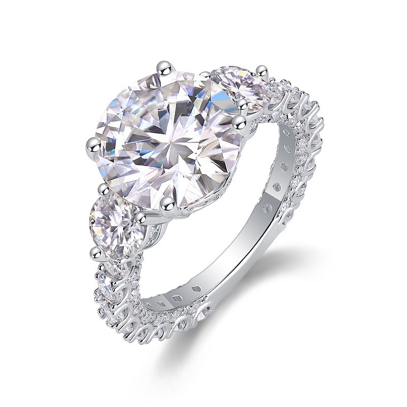 5Ct Round Cut Moissanite Sparkling Three-Stone Halo Sterling Silver En