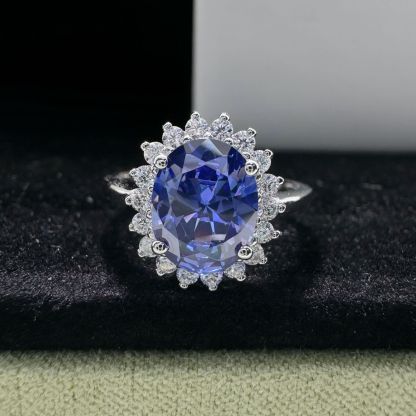 2Ct Luxurious Halo Oval Cut Blue Sapphire Engagement Ring In Sterling Silver