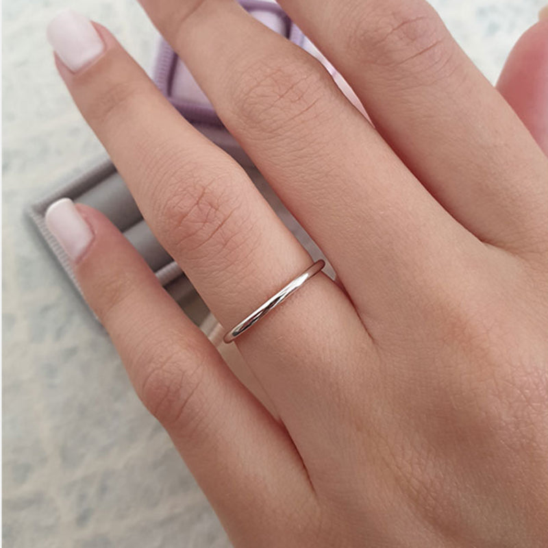 Simple Wedding Band For Women In Sterling Silver-Sterling Silver-lornajewelry