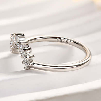 Unique Round Cut Women's Wedding Band-Sterling Silver-lornajewelry