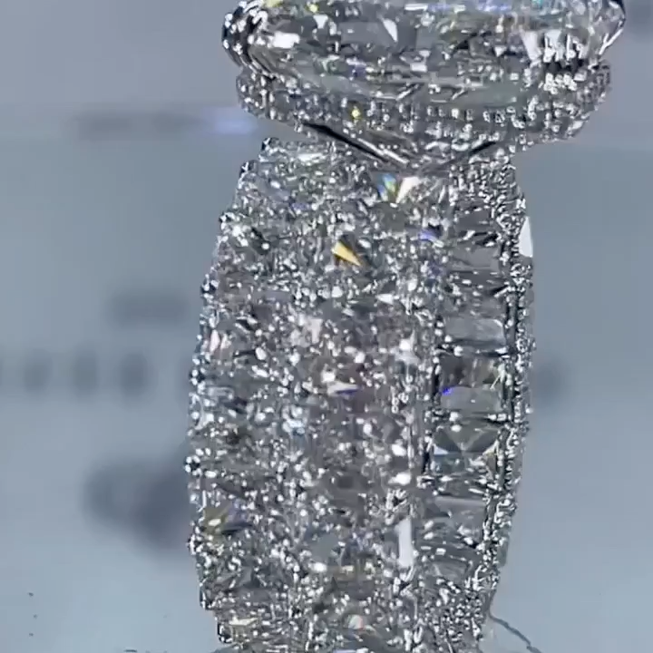 5Ct Luxe Radiant Cut Engagement Ring and Radiant Cut Wedding Band Set