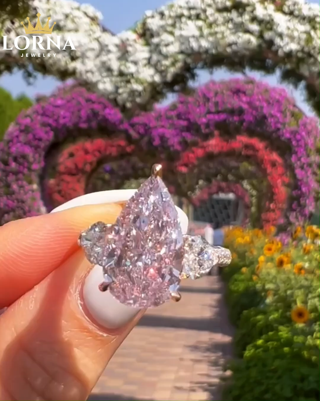 8Ct Gorgeous Pear Cut Pink Sapphire Three Stone Engagement Ring