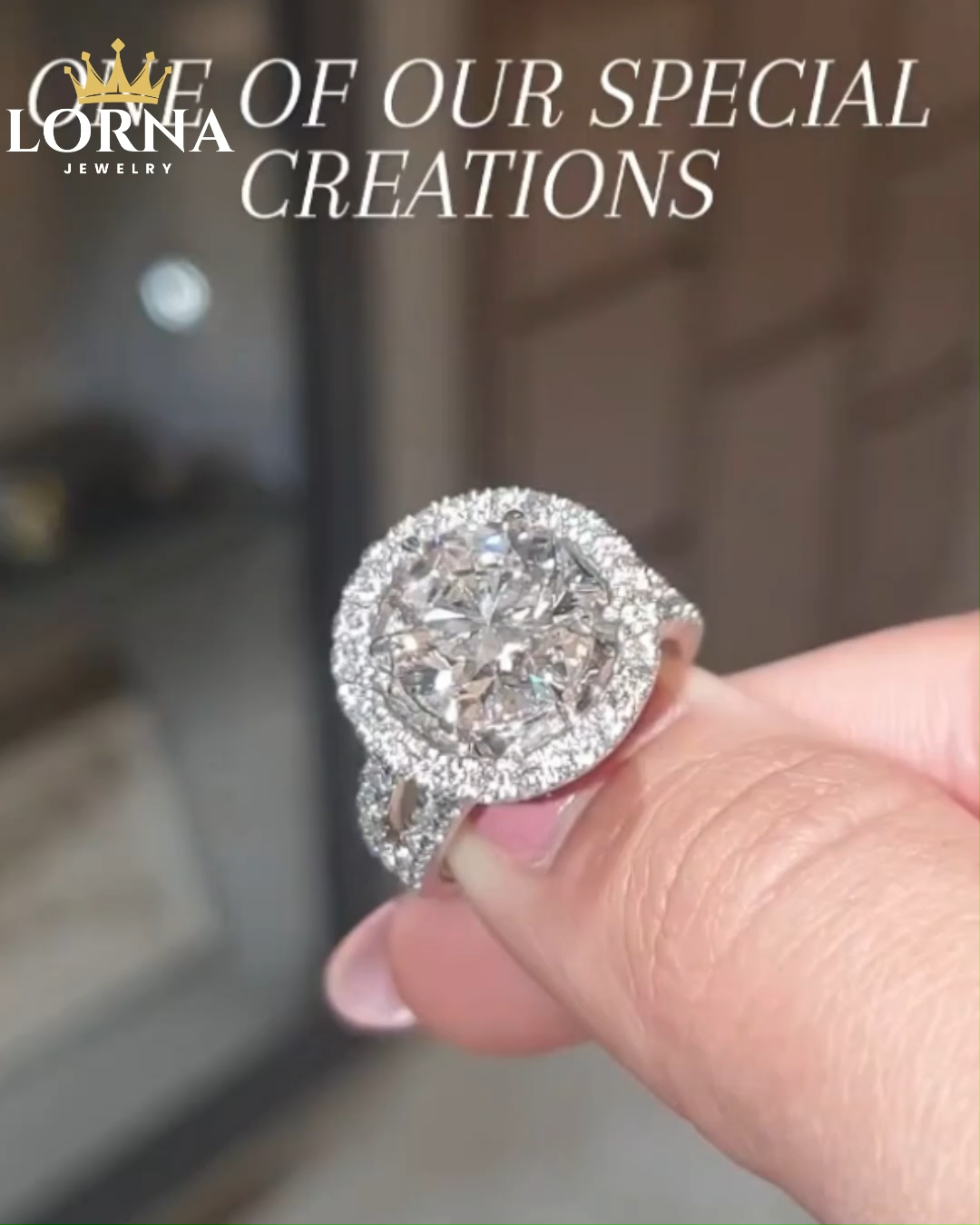 3Ct Luxury Split Shank Halo Round Cut Engagement Ring