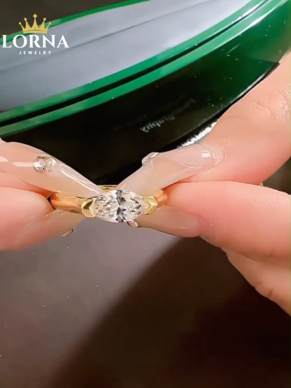 1Ct Marquise Cut White Stone Elegant Ring