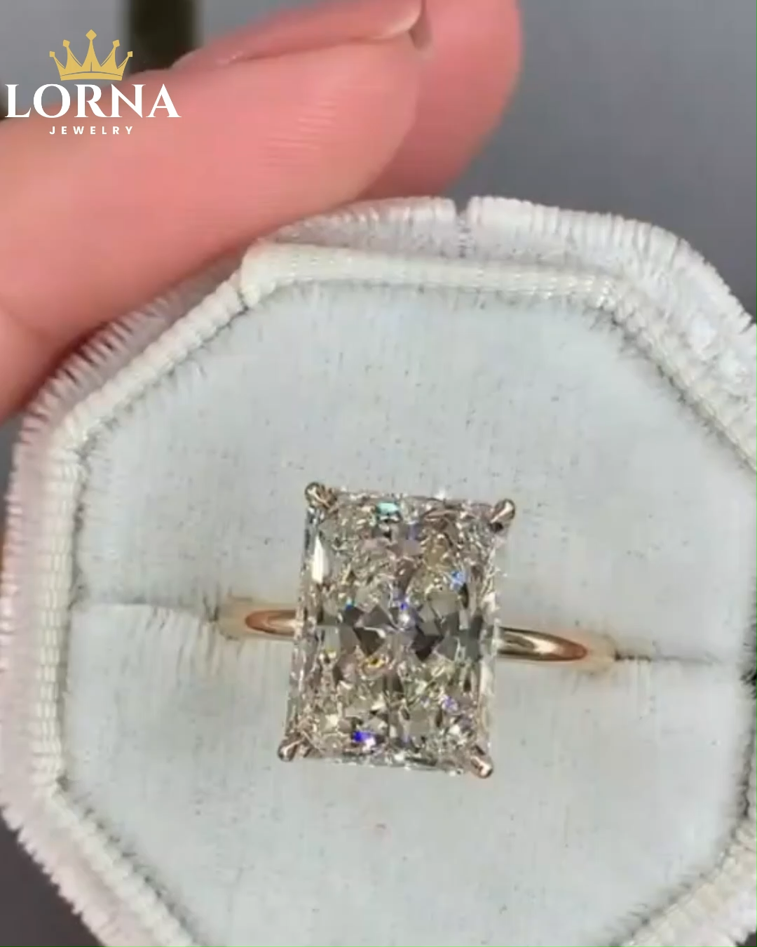 5Ct Classic Yellow Gold Radiant Cut Simulated Diamond Engagement Ring For Women