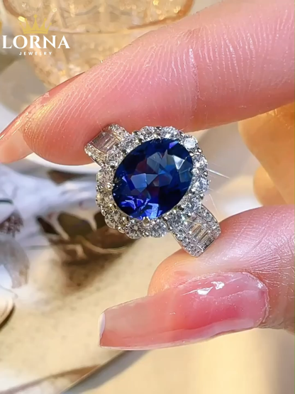 2.5Ct Oval Cut Blue Sapphire Halo Design Ring