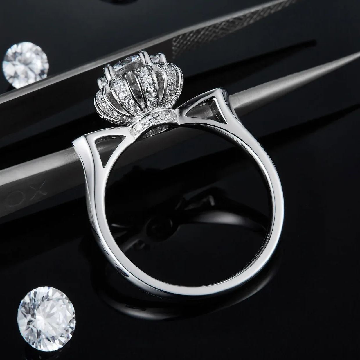 1Ct Moissanite Rolled Petals Halo Cat Engagement Ring