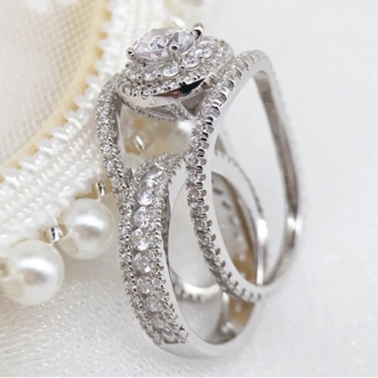 [Copy]Elegant Halo Design Round Cut Wedding Ring Set In Sterling Silver