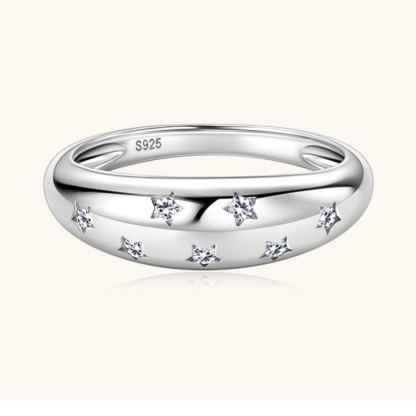 [Copy]Moissanite Sparkling Clover Wedding Band Ring In Sterling Silver
